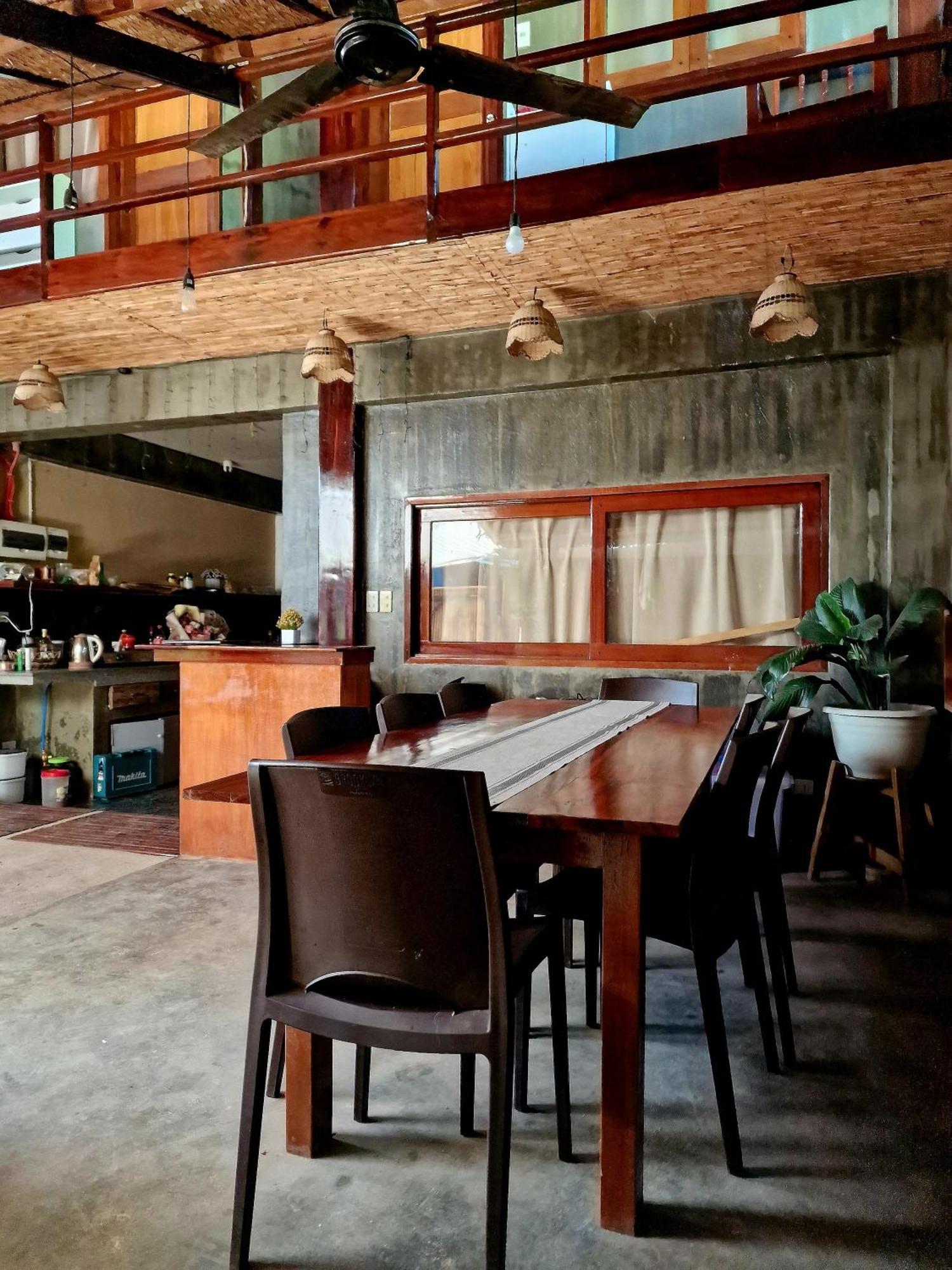 El Lobo Hostel General Luna  Ngoại thất bức ảnh